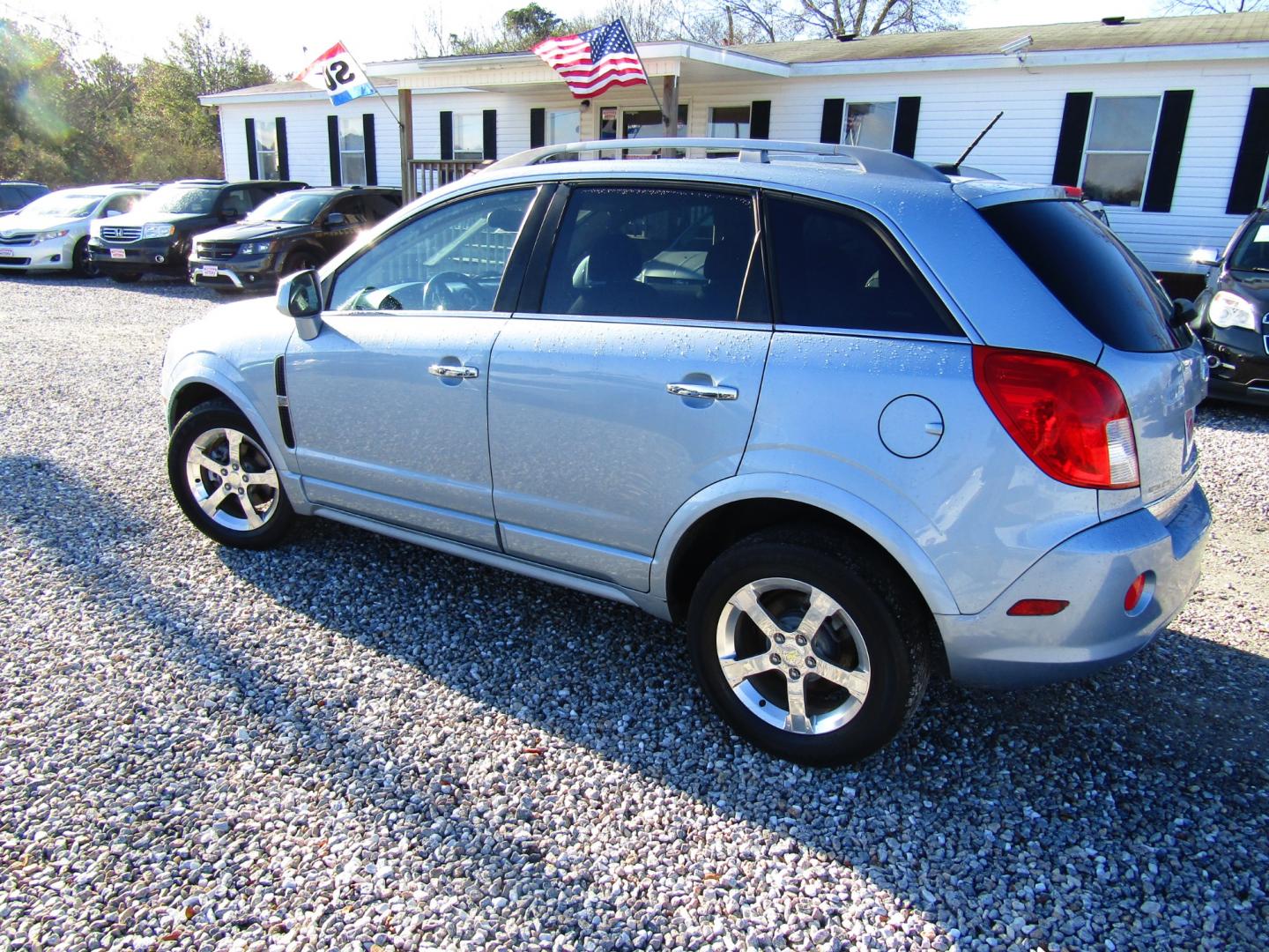 2014 Blue Chevrolet Captiva Sport 1LT FWD (3GNAL3EK9ES) with an 2.4L L4 DOHC 16V FFV engine, Automatic transmission, located at 15016 S Hwy 231, Midland City, AL, 36350, (334) 983-3001, 31.306210, -85.495277 - Photo#5